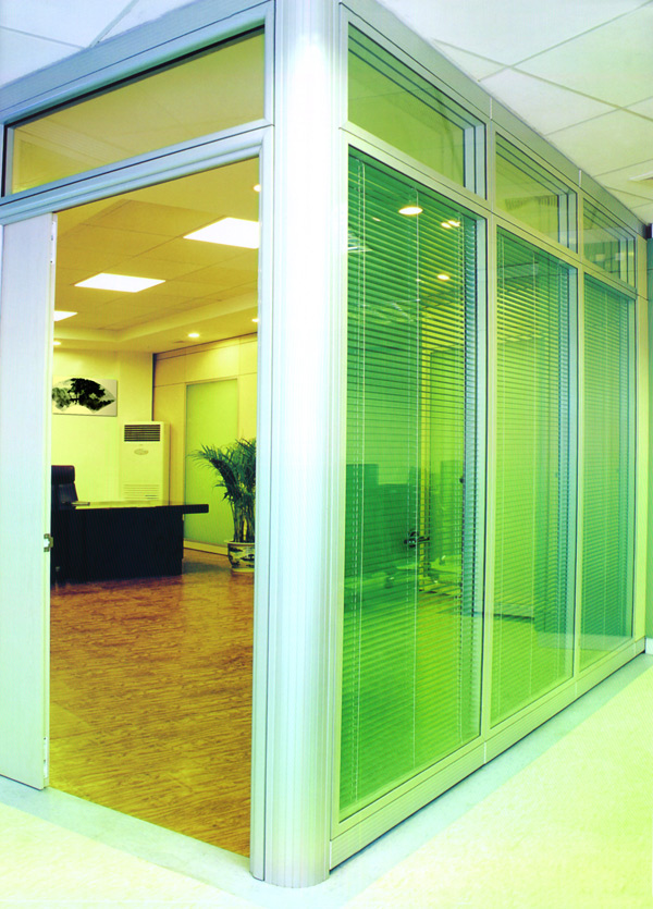 辦公高隔間